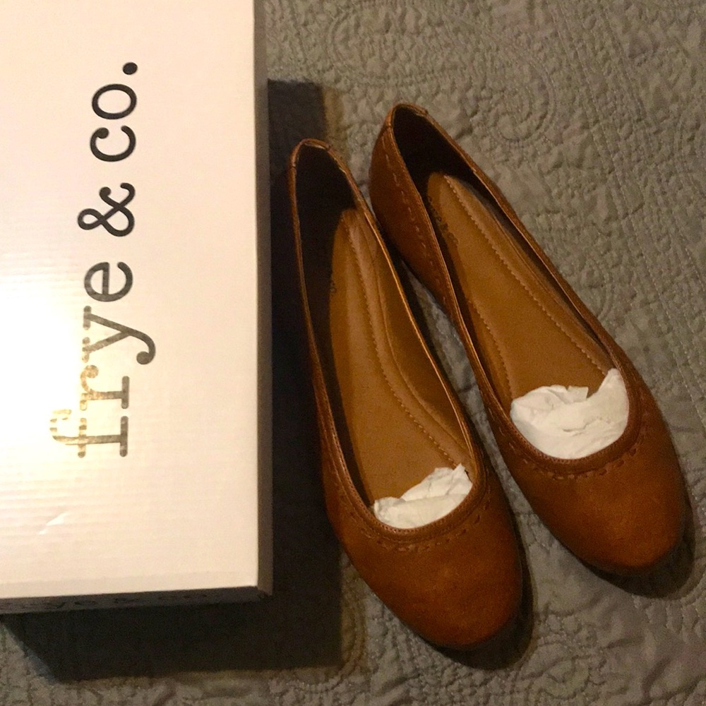 Frye & Co. flats
